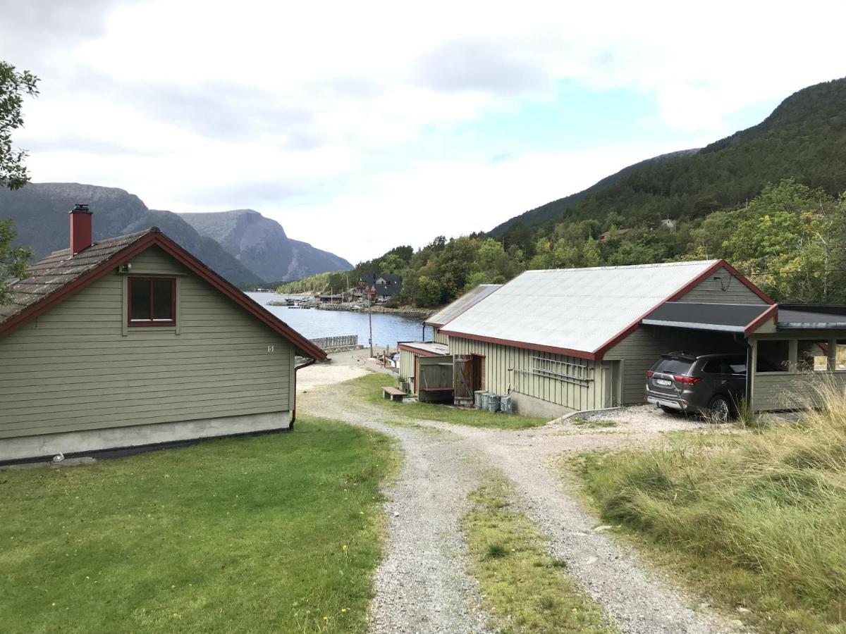 Seaside 3-Bedroom House Svelgen ภายนอก รูปภาพ